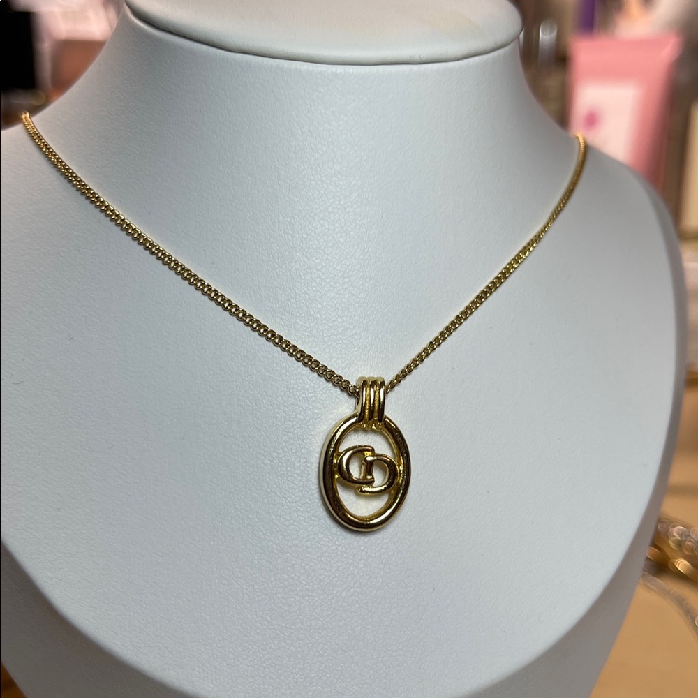 NWOT Dior Gold Tone  Necklace Authentic - Picture 2 of 5